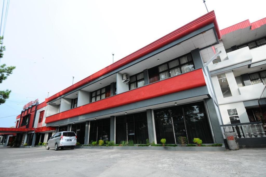 Hotel Benteng Bukittinggi Exterior photo