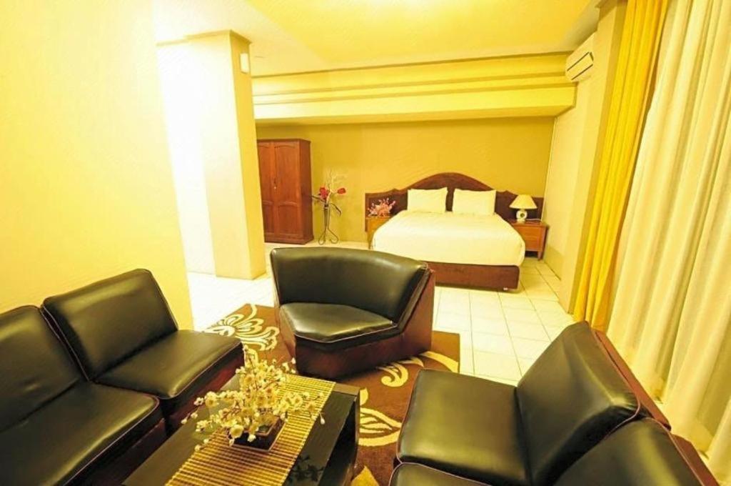 Hotel Benteng Bukittinggi Exterior photo