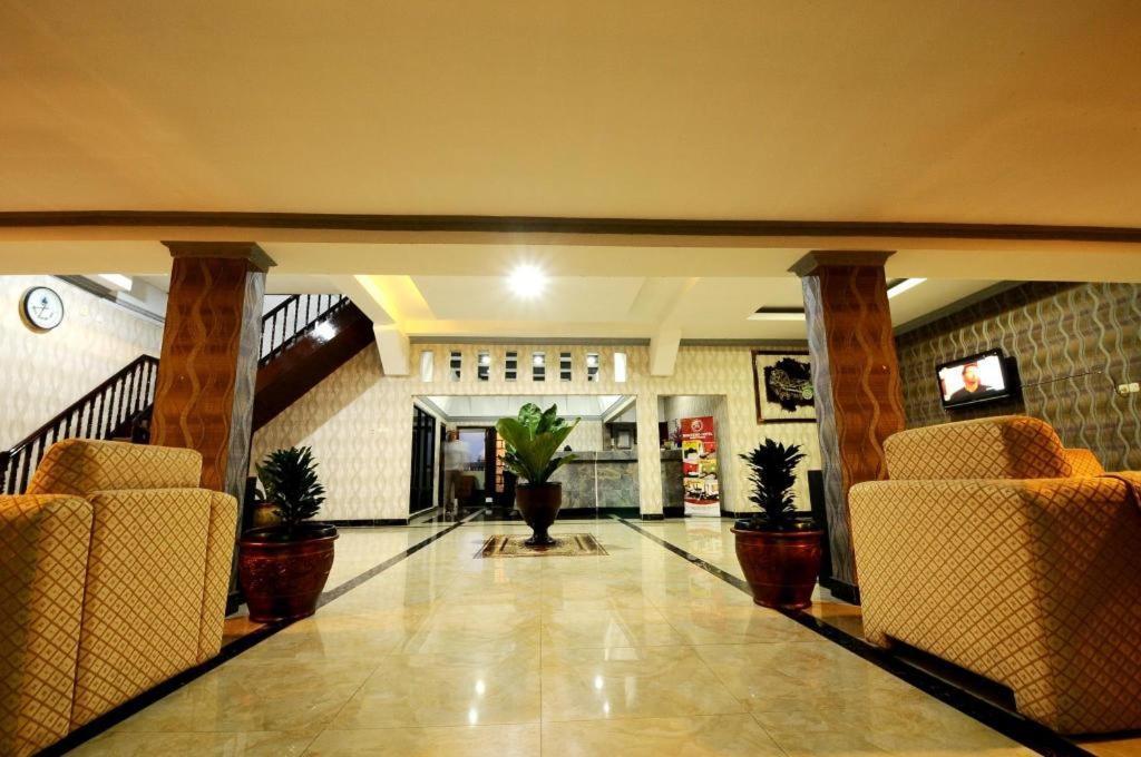 Hotel Benteng Bukittinggi Exterior photo